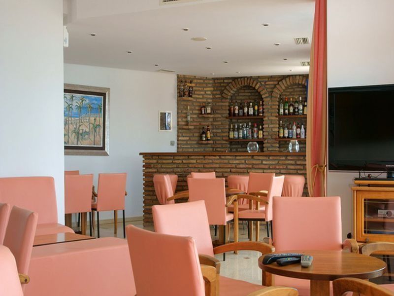 Hotel Oasis Kyparissia Exterior photo